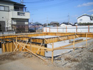 耐圧コン打設完了・立上りコン型枠組