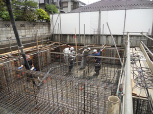 耐圧盤CON打設及び均し状況
