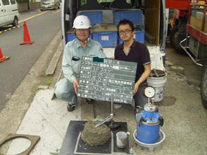 3階スラブ　コンクリートスランプ試験