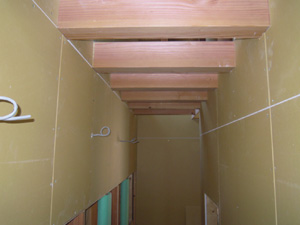 プラスターボード張り状況