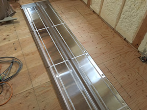 床暖房パネル敷き