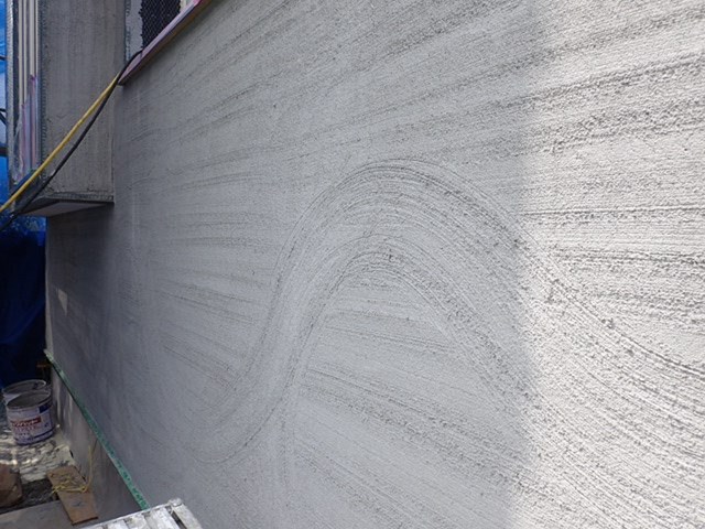 外壁モルタル下塗り状況