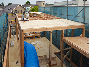 屋根構造用合板敷状況