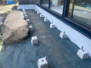 デッキ用束石設置