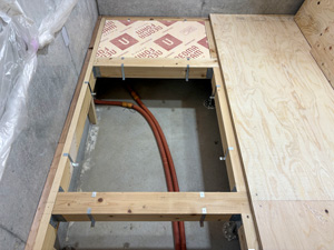 1階床下地組・断熱工事