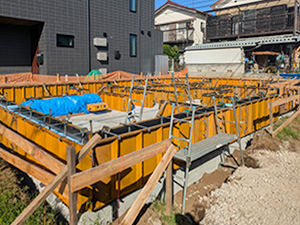 外枠建込み+アンカーセット