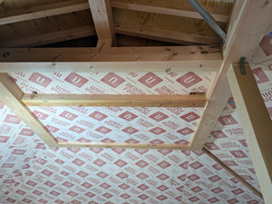 賃貸屋根断熱材充填