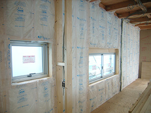 外周面断熱材充填